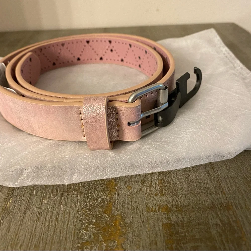 Zara Kids Pink Heart Belt – NWT with Dust Bag – 35” Length